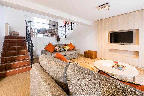 Emu Walk Apartments - Tourism Noosa 0