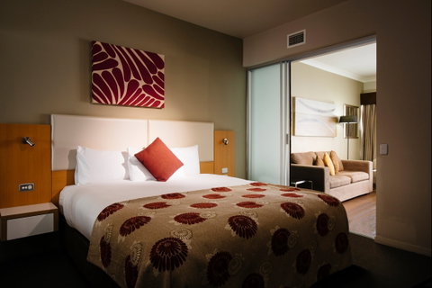 Grand Hotel And Apartments Townsville - Tourism Noosa 1