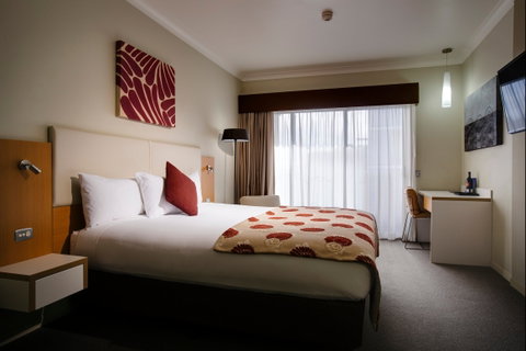 Grand Hotel And Apartments Townsville - Tourism Noosa 2