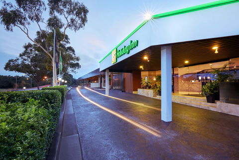Holiday Inn Warwick Farm - Tourism Noosa 0
