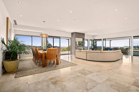 Mont Sapphire Luxury Retreat - Tourism Noosa 0