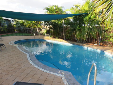 Ochre Moon Bed & Breakfast - Tourism Noosa 0
