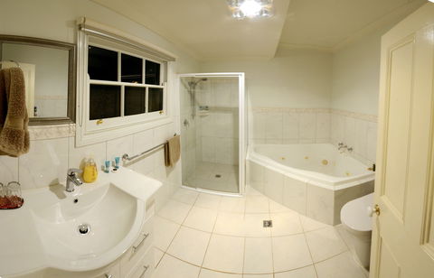 Pavilion At St Helens - Tourism Noosa 2