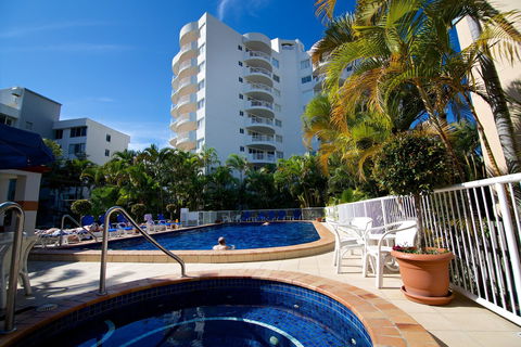 Surf Parade Resort - Tourism Noosa 2