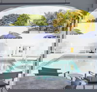 The Sails Motel - Tourism Noosa