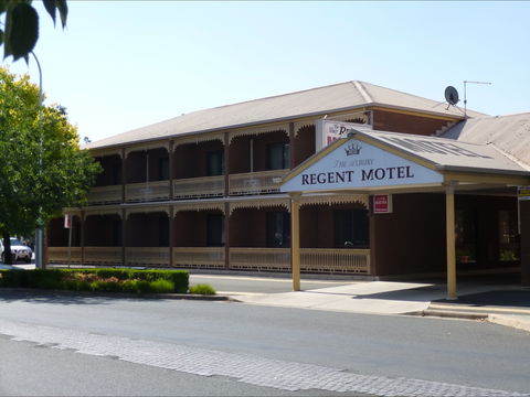 The Albury Regent Motel - Tourism Noosa 0
