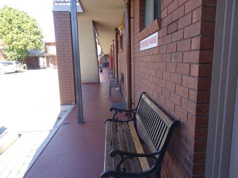 The Albury Regent Motel - Tourism Noosa 2