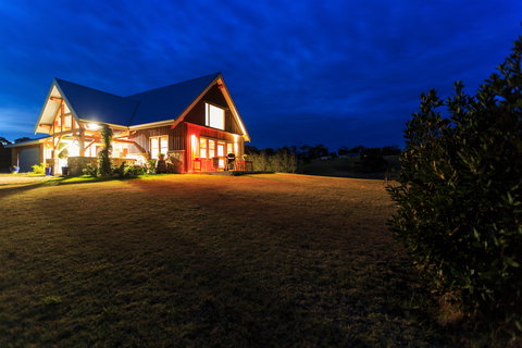 The Folly - Tourism Noosa 0