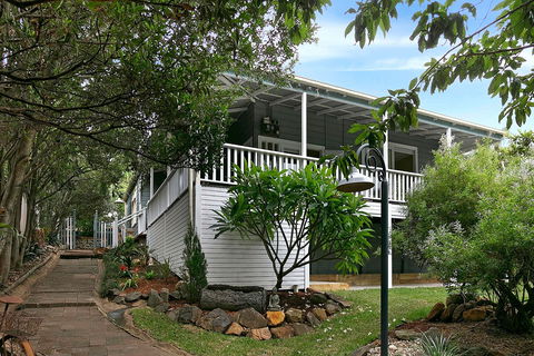 The Peace House - Tourism Noosa 1
