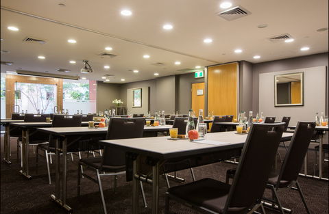 The Sebel Quay West Suites Sydney - Tourism Noosa 1