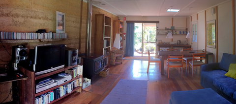 Windrose Bed And Breakfast - Tourism Noosa 1