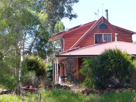 Windrose Bed And Breakfast - Tourism Noosa 2