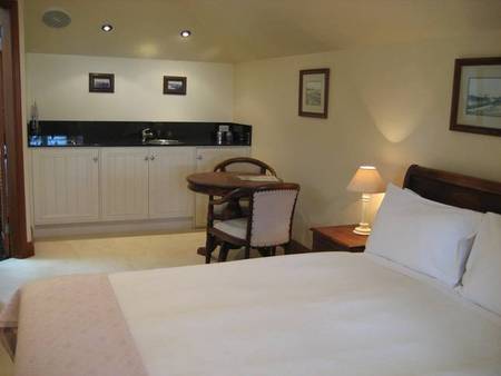 54 On Bank - Tourism Noosa 2