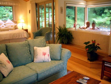 Myers Creek Cascades Luxury Cottages - Tourism Noosa 3