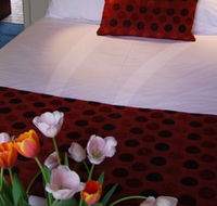 Parade Inn - Tourism Noosa