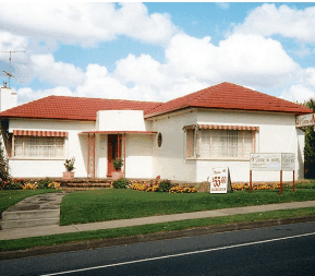 Gambier Lodge Inn - Motel - Tourism Noosa 0