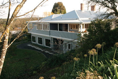 Azidene House - Tourism Noosa 0