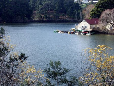 Azidene House - Tourism Noosa 1