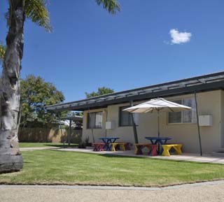 Sale Motor Village - Tourism Noosa 3