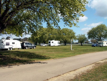 Sale Showground Caravan And Motorhome Park - Tourism Noosa 1