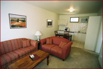 Ballarat Colonial Motor Inn - Tourism Noosa 3