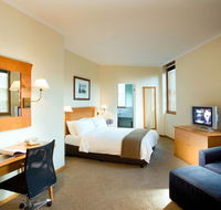 Holiday Inn Old Sydney - Tourism Noosa