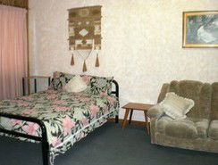 Fernleigh Cottages & Country Barn - Tourism Noosa 1