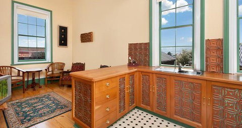 Annesley House - Tourism Noosa 2