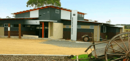 Swansea Backpacker Lodge - Tourism Noosa