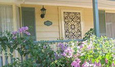 Glen Eden Cottages - Tourism Noosa 2
