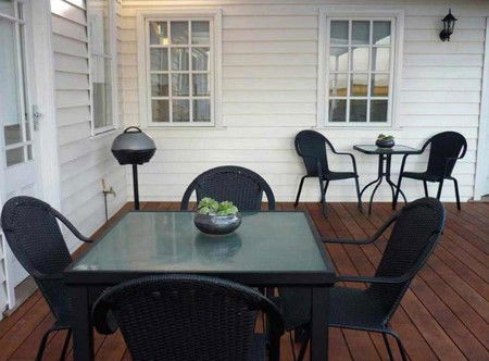 Calgary House & Cottage Accommodation - Tourism Noosa 3