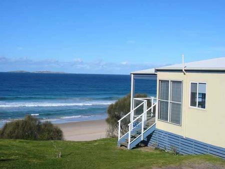 Surfbeach Holiday Park - Tourism Noosa 0
