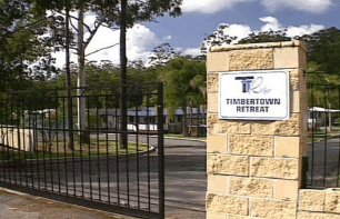 Timbertown Retreat - Tourism Noosa 0