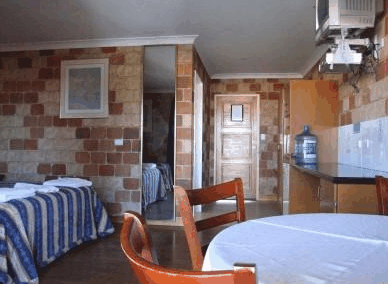 Next Golfers Inn - Tourism Noosa 2