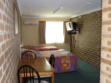 Jumbuck Motor Inn - Tourism Noosa 4