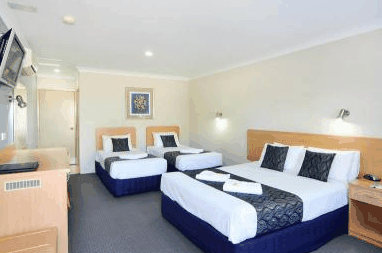 Next Edward Parry Motel - Tourism Noosa 1