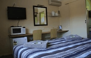 Isis Motel - Tourism Noosa 1