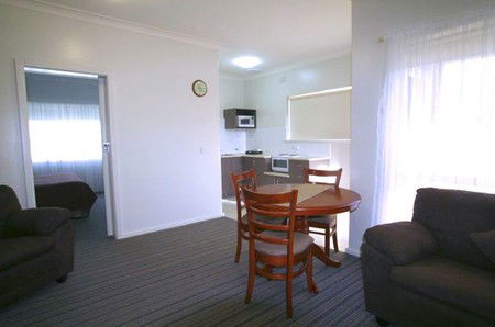 Abbey Apartments - Tourism Noosa 1