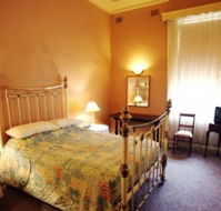 Romano's Hotel - Tourism Noosa