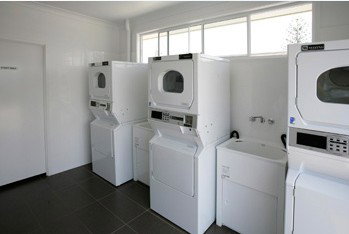 Scarborough Holiday Village - Tourism Noosa 0