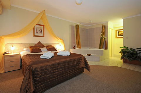 Ocean View Motel - Tourism Noosa 0