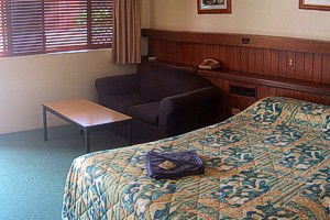 Abbey Motor Inn - Tourism Noosa 2