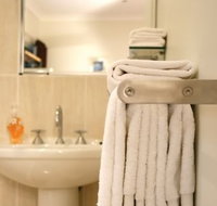 Beach House Bed  Breakfast - Tourism Noosa