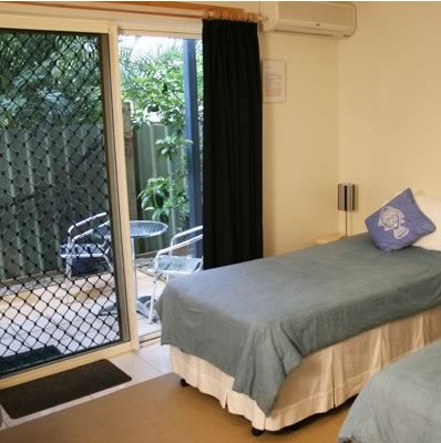 Beach House Bed & Breakfast - Tourism Noosa 1