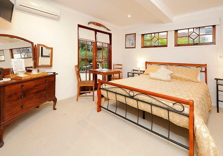 Harbourside B&B - Tourism Noosa 3