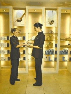 Ella Bache - Brookside - Tourism Noosa 1