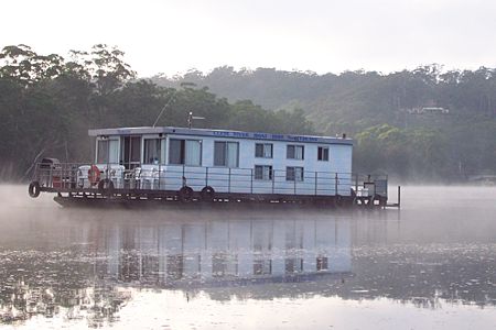 Clyde River Houseboats - Tourism Noosa 1