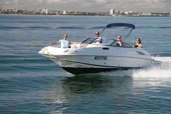 Victorian Yacht Charters - Tourism Noosa 3