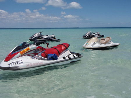 Aquavue Cafe Watersports - Tourism Noosa 8