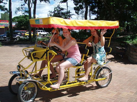 Aquavue Cafe Watersports - Tourism Noosa 10
